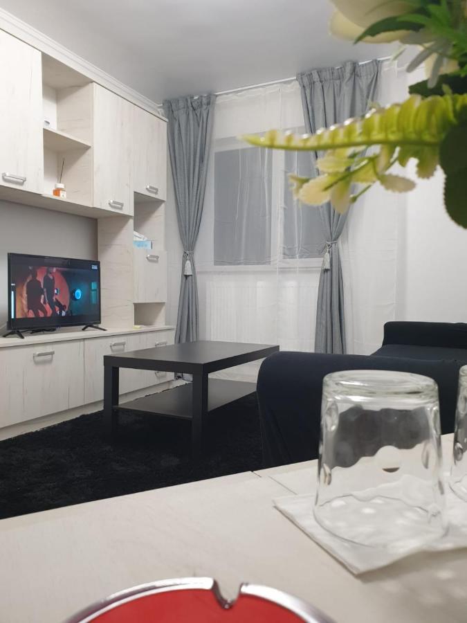 Lucky Apartment Piteşti Kültér fotó